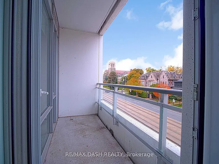 223 Saint Clair Ave W #215 — Photo 12