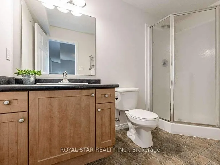 7 Upper Mercer St #B8 — Photo 34
