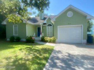 209 Sandfiddler E, Emerald Isle, NC 28594