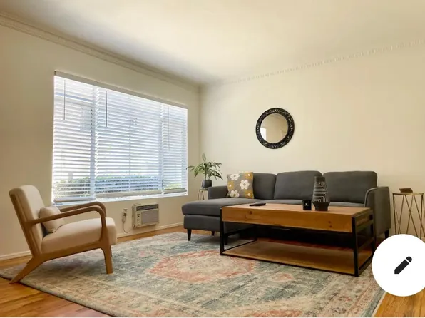 402 N Palm Dr APT 2, Beverly Hills, CA 90210