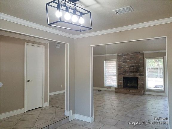 2nd image of 806 Red Rock Canyon Dr
