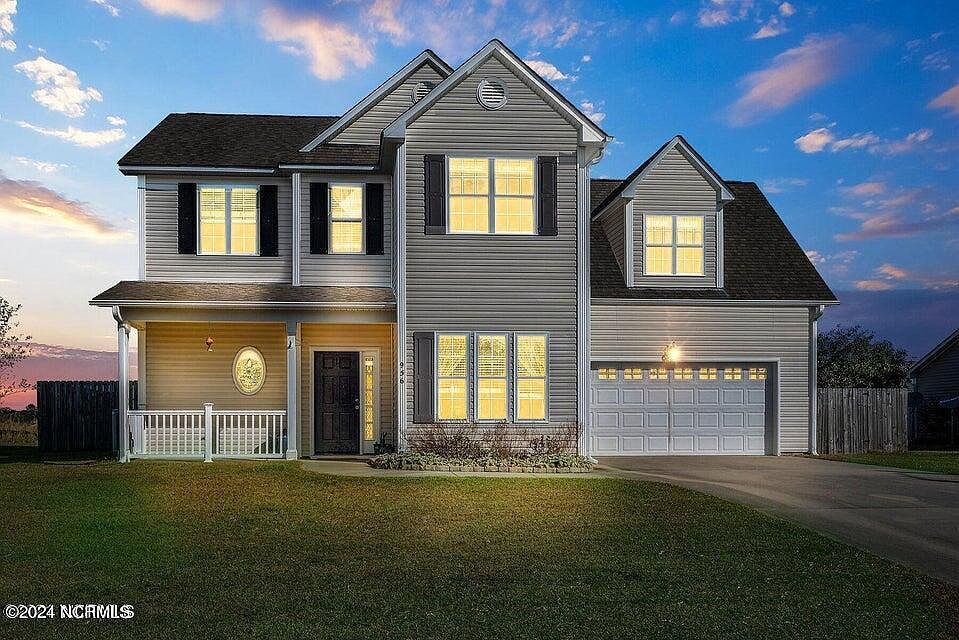 1st image of 956 Ellery Dr