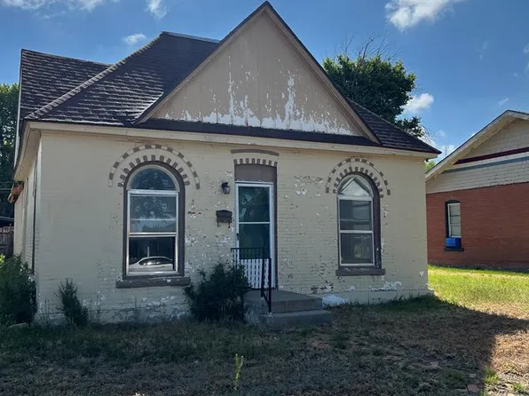 805 Raton Ave, La Junta, CO 81050