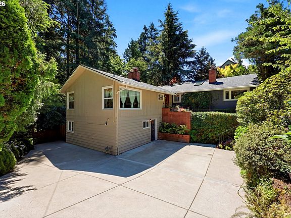 2nd image of 2210 SW Broadway Dr