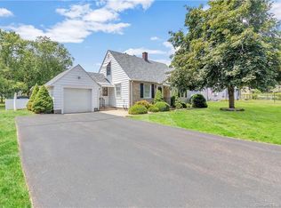 6 Allen St, Enfield, CT 06082