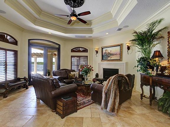 5th image of 943 S Bayshore Blvd