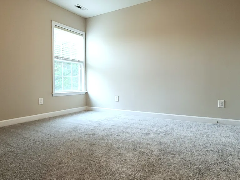 411 Five Pine Ct — Photo 22