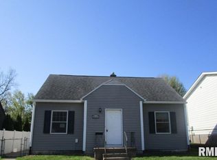 2115 Grove St, Davenport, IA 52804