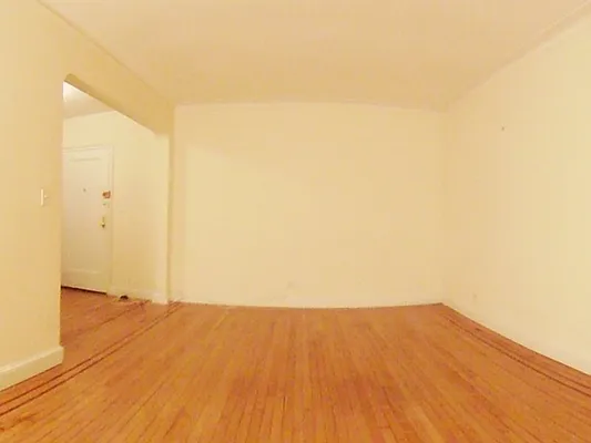 Rented by City Connections Realty | media 28