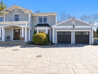 58 Woods Drive, Roslyn, NY, 11576