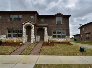 3401 Solana Cir, Denton, TX 76207