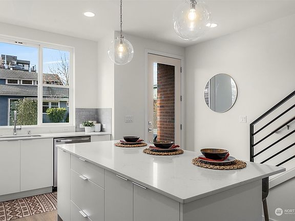 3rd image of 8322 A (SA-1) 13th Avenue NW