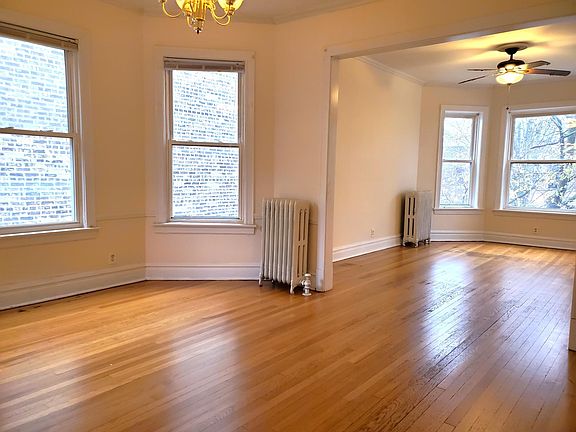 5th image of 1434 W Balmoral Ave #2