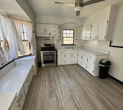 5th image of 127 E Loretta Ave