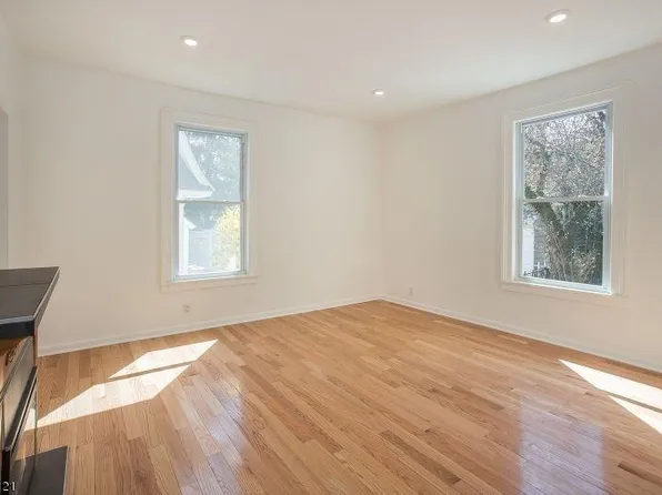 20 Northview Ave #1, Montclair, NJ 07043