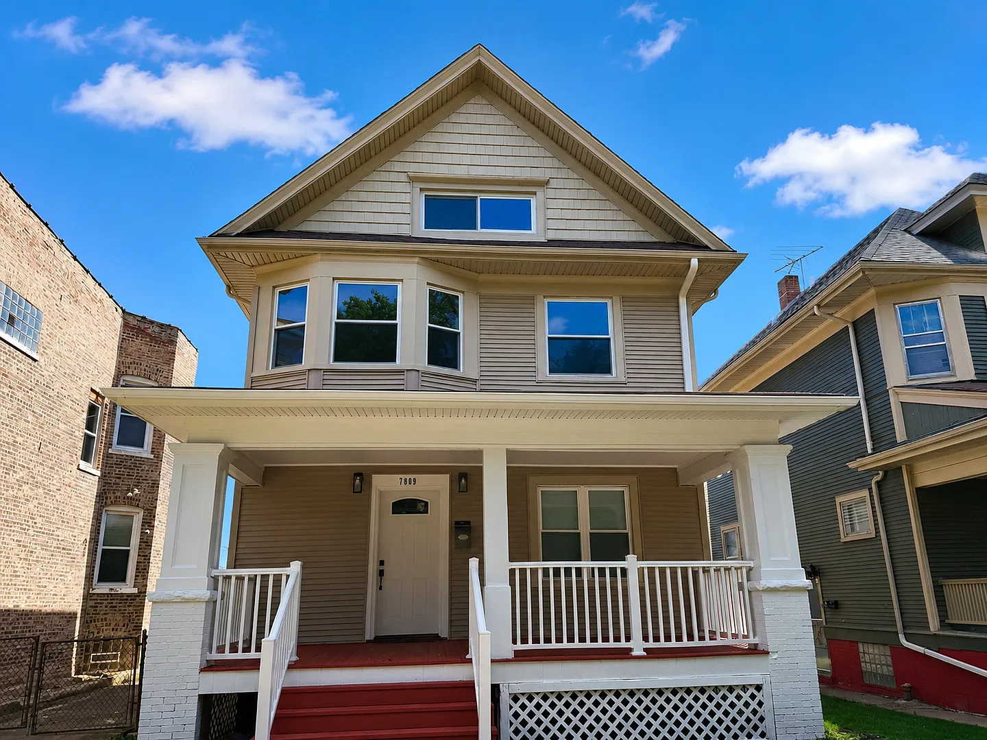 4 bed, 2.5 bath, 1518 sqft, $2,500 — Photo 2