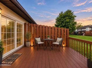 276 Longwood Dr, Manalapan, NJ 07726