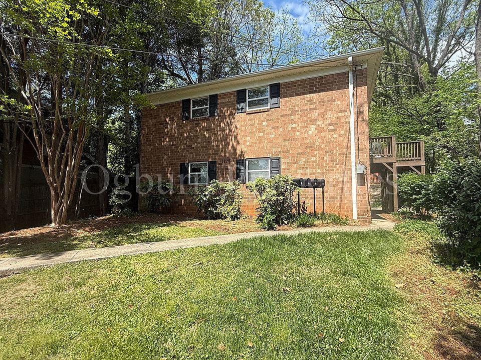 1st image of 1120 W End Blvd #3