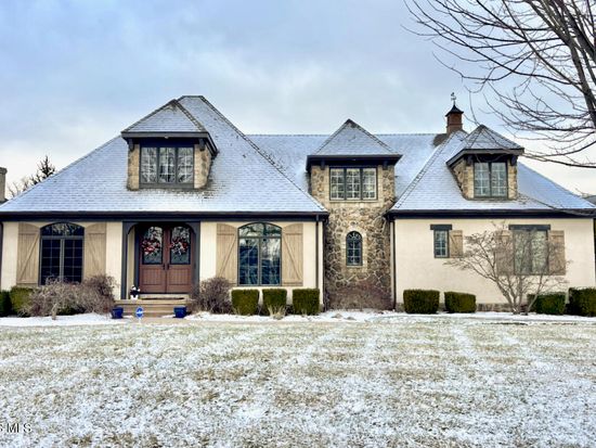 30363 Jacqueline Pl, Perrysburg, OH 43551