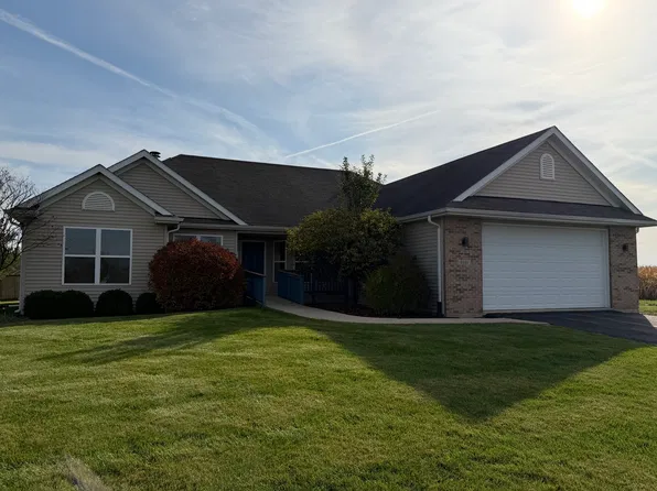 1111 Depot St, Davis Junction, IL 61020