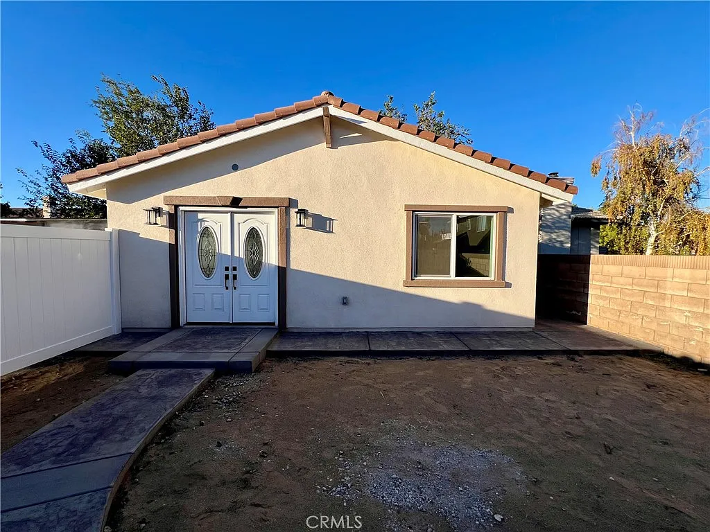 1 bed, 500 sqft, $2,095 — Photo 1