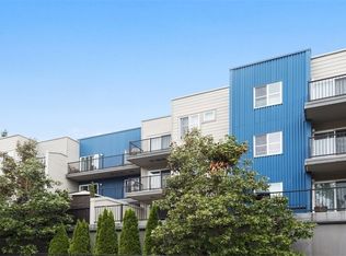 12345 Roosevelt Way NE APT 202, Seattle, WA 98125