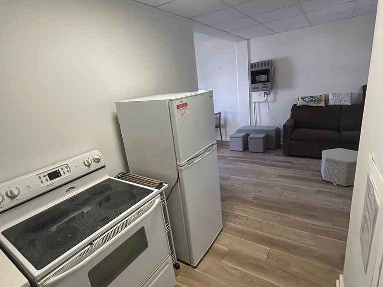 126 W Andrews Ave #2 — Photo 2
