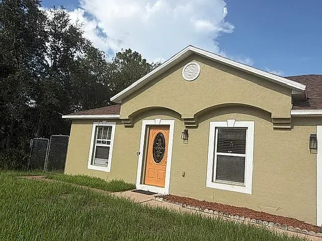 1413 Sarasota Dr — Photo 1