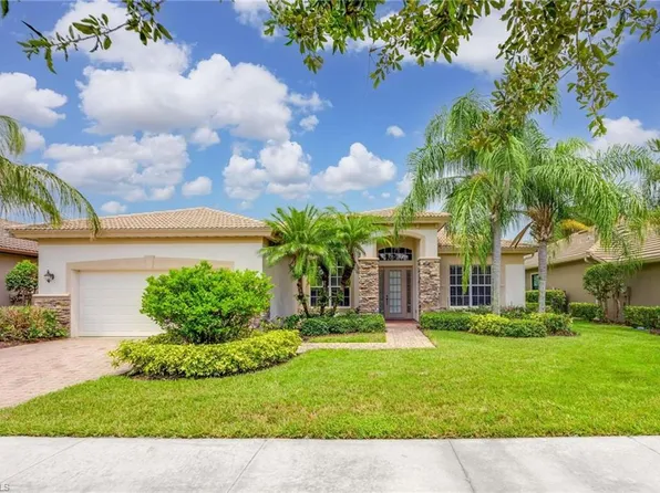 9024 Maverick CT, NAPLES, FL 34113