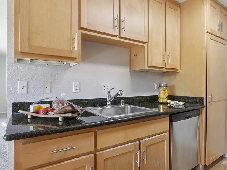 900 Cambridge Dr #51 — Photo 5