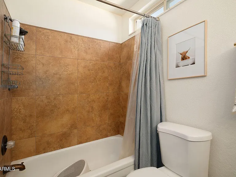 5161 E Beck Ln — Photo 14