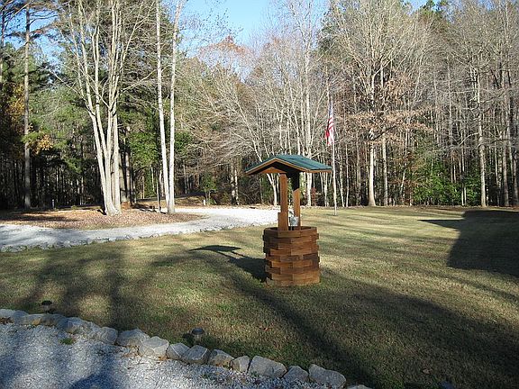 3rd image of 341 Mill Creek Dr