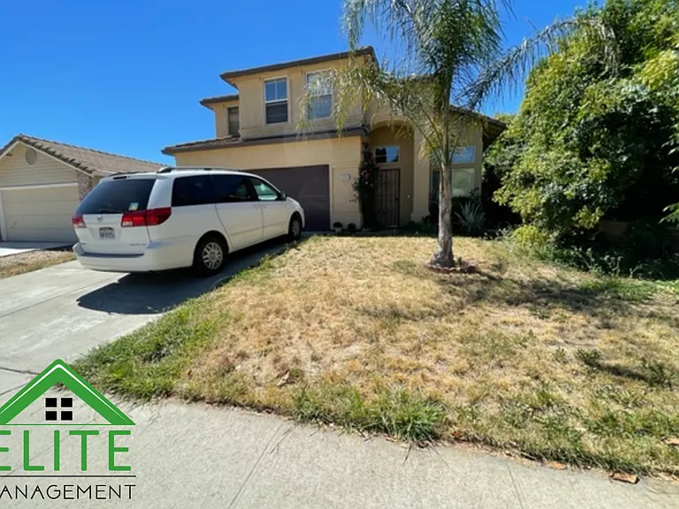 4808 Hidden Meadow Way — Photo 2