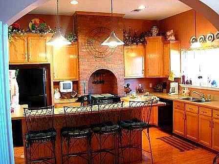 2nd image of 6861 Cedar Lake Dr