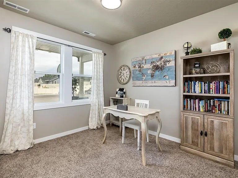 9549 Goldenpond Ct — Photo 4