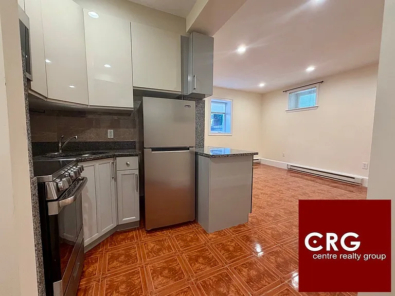 69 Babcock St #U7 — Photo 4