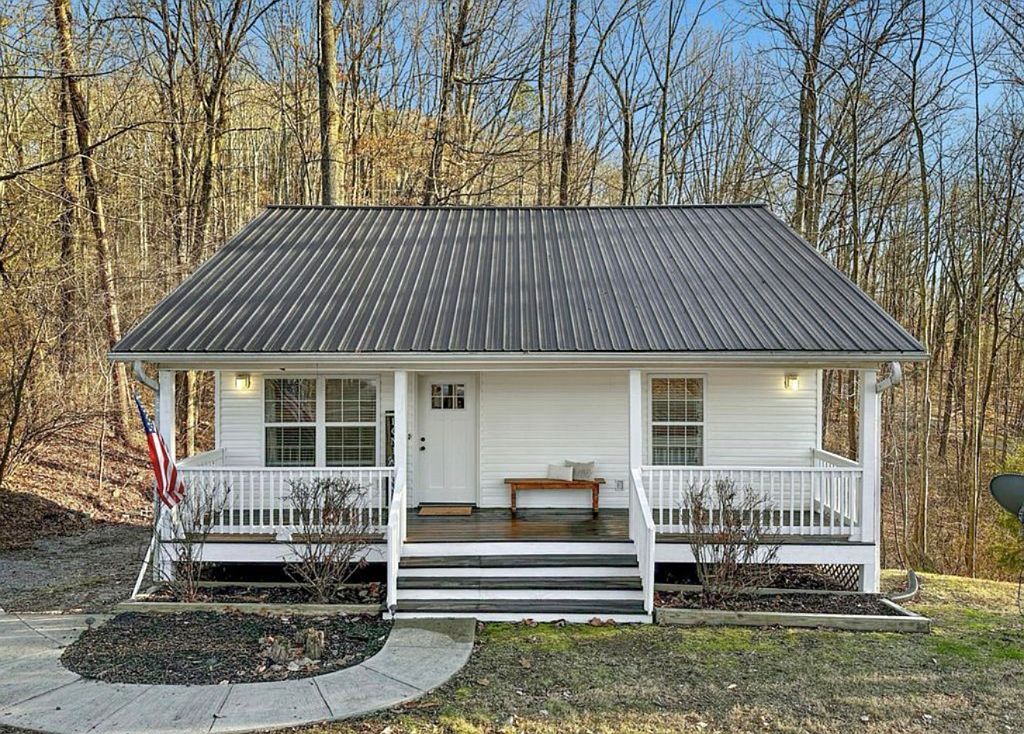 2105 Brentwood Trl SW - Property Image