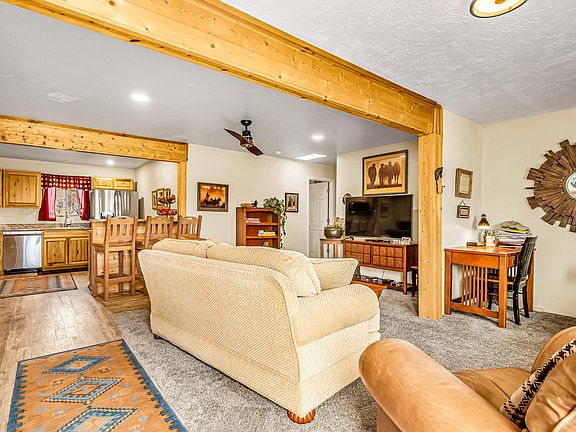 5th image of 1240 Bonita Ct