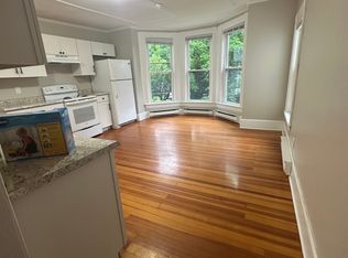 187 Main St APT 3, Northfield, MA 01360