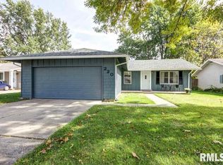 220 N Durkin Dr, Springfield, IL 62702