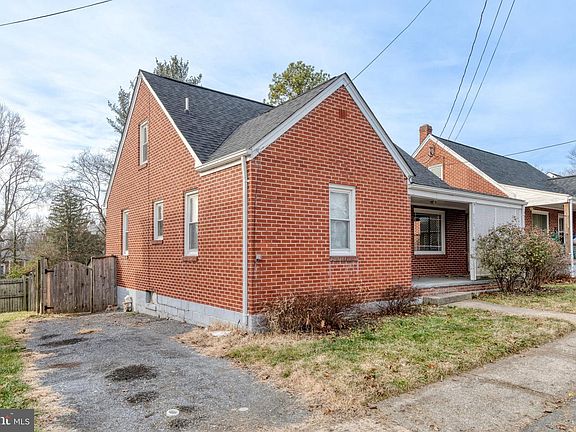 3rd image of 517 W King St
