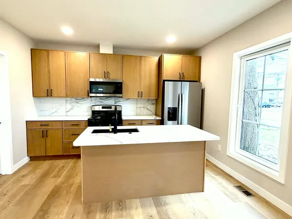 603 Pine St, Michigan City, IN