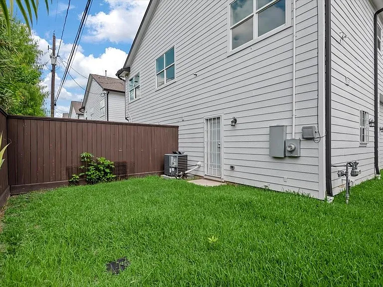 2202 Lynnfield St #A — Photo 19