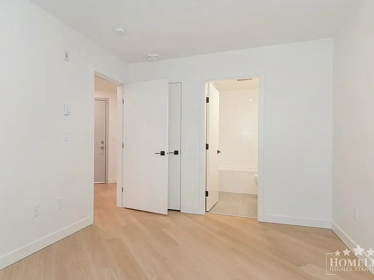 7980 206a St #614 — Photo 12