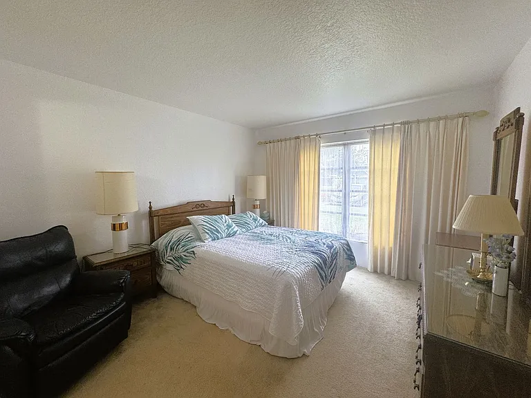 21300 Brinson Ave #113 — Photo 16