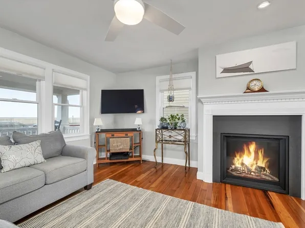 713 Ocean Blvd, Hampton, NH 03842