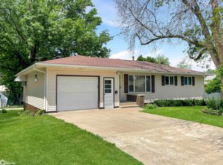 802 6th St, Traer, IA 50675