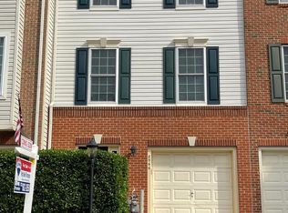 8966 Brewer Creek Pl, Manassas, VA 20109