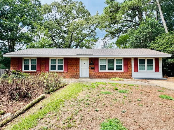 1142 Beth Manor Dr, Montgomery, AL 36109