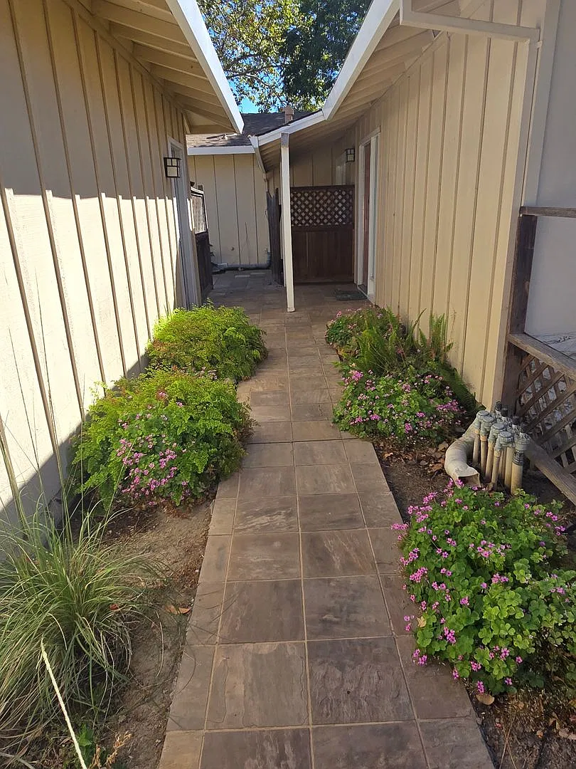 Beautiful 3 bedroom two bath home. — Photo 3